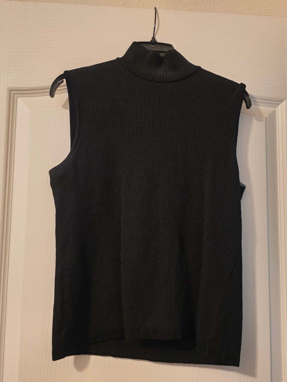 Escada Black Ribbed Wool Blend Mock Neck Sleeveless Tank Top 42